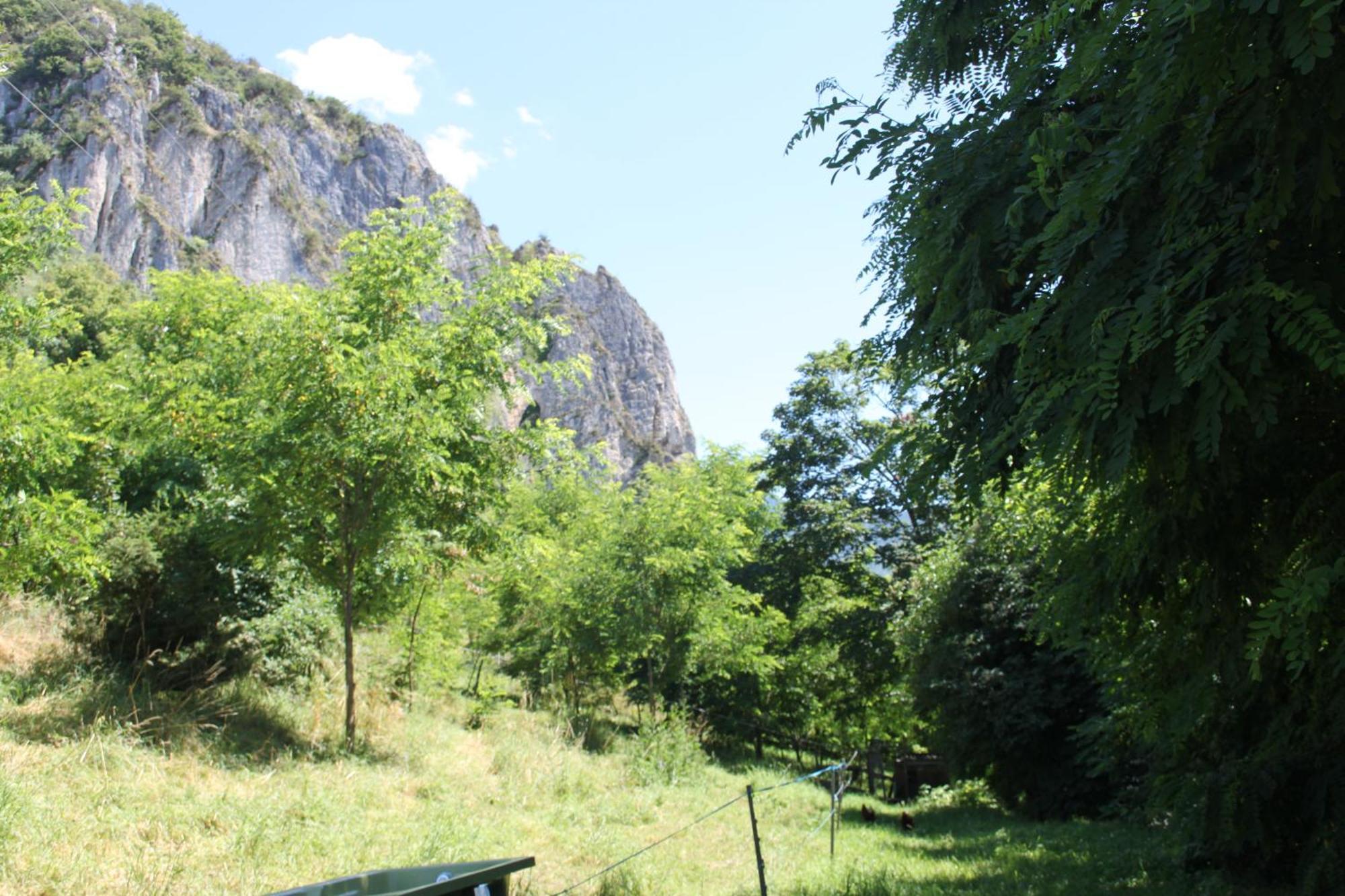 Comfortable Village Apartment In Barbieres With Access To Large Garden With Beautiful Views Exteriör bild